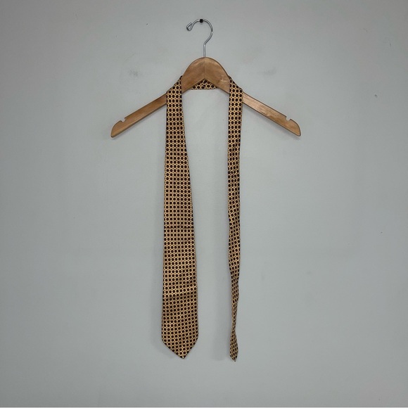 Lauren Ralph Lauren Tie 100% Silk Yellow Circle Patterned Vintage Preppy - Picture 2 of 8